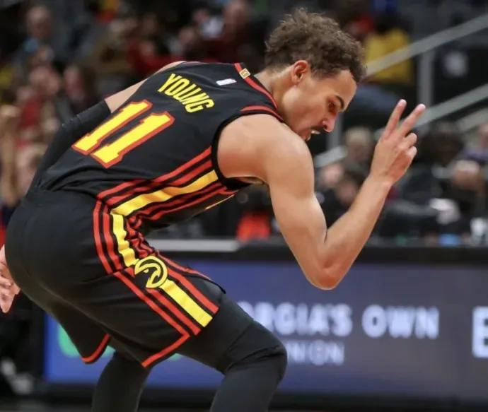 形成滚动的 形成滚动的